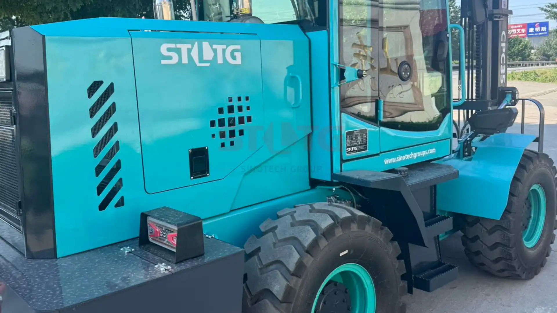 3.5-Ton Off-Road Forklift Delivered to Guam